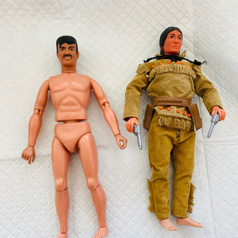 Vintage Tonto and Butch Cavendish 
In good condition.
Lone Ranger collection